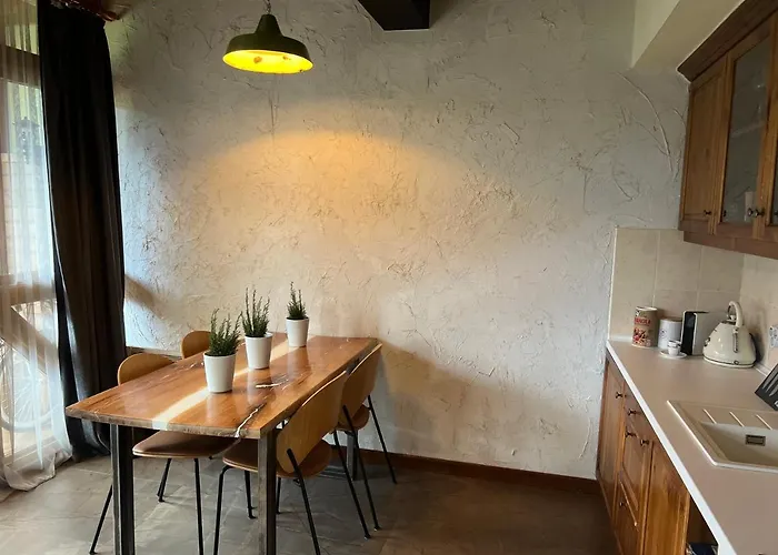 Katarino 木屋 拉兹洛格